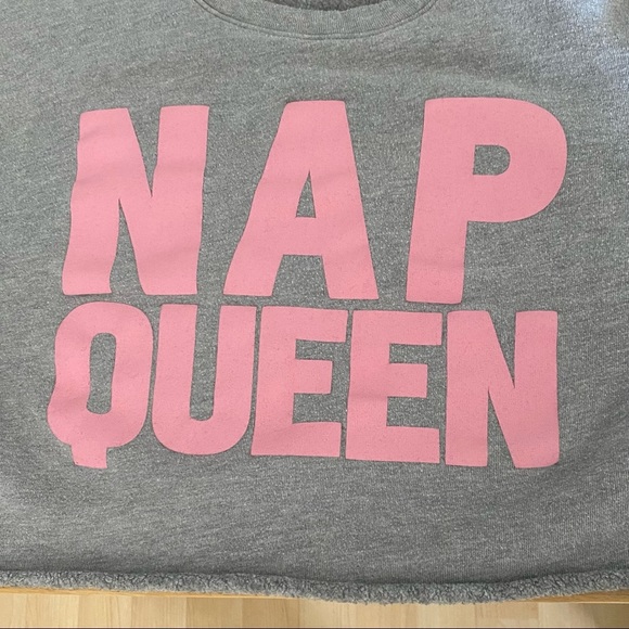 Forever 21 Nap Queen Cropped Sweatshirt Size Small - Picture 13 of 14